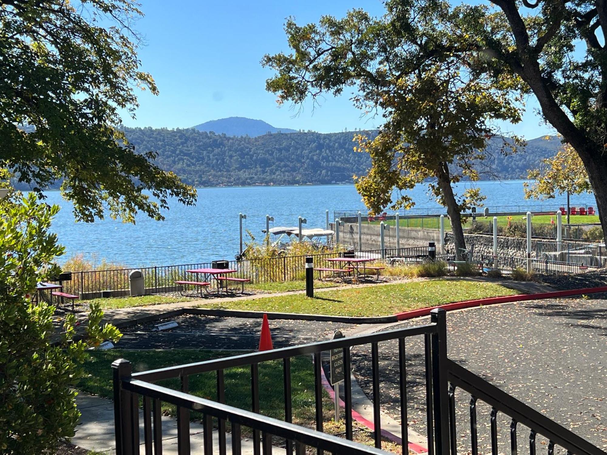 Clear Lake Cottages & Marina Clearlake Εξωτερικό φωτογραφία