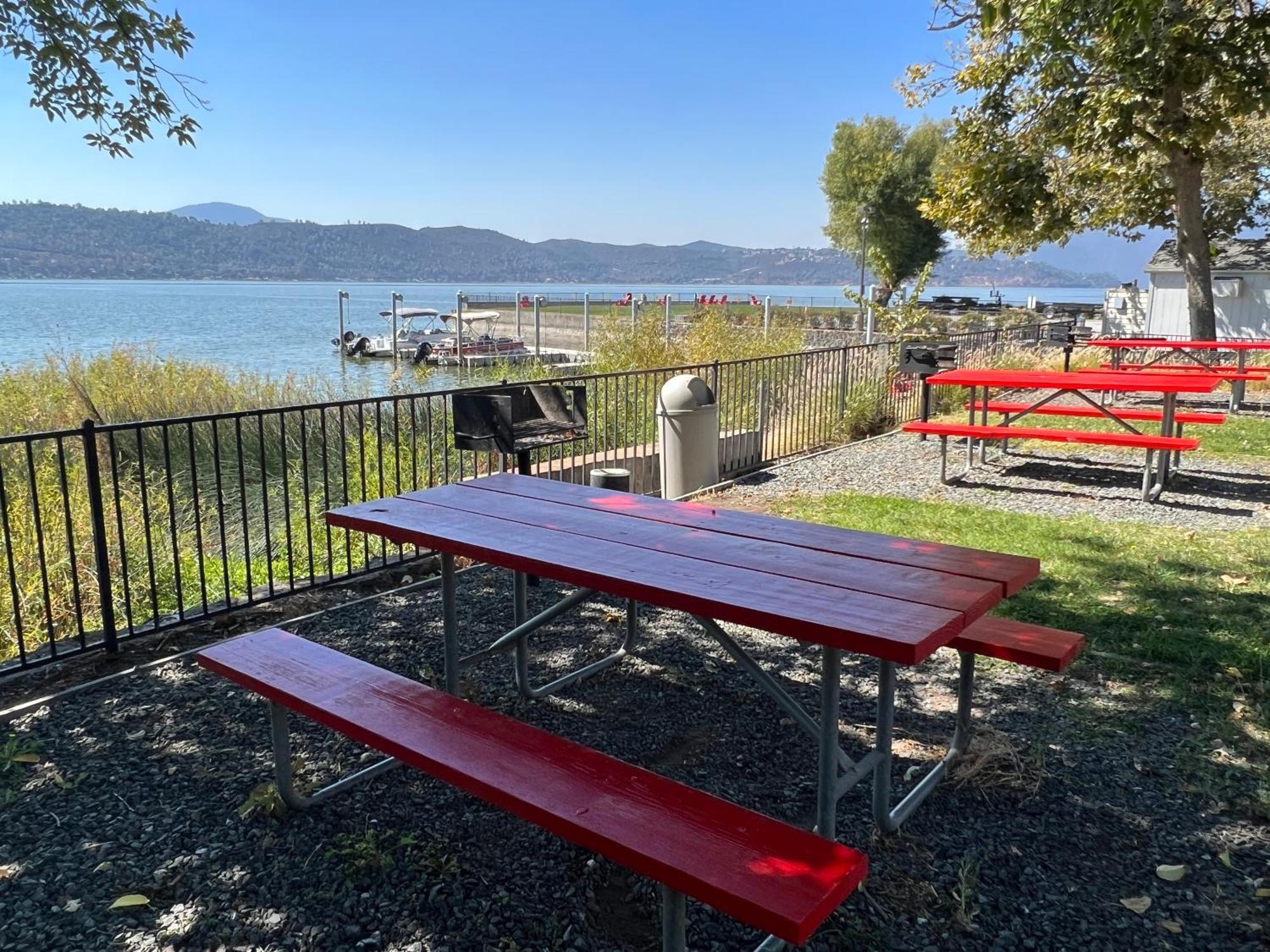 Clear Lake Cottages & Marina Clearlake Εξωτερικό φωτογραφία